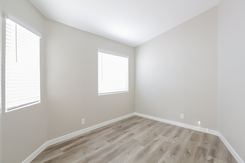 2,015/Mo, 8253 Ten Gallon Ct Las Vegas, NV 89129 Bedroom View 4