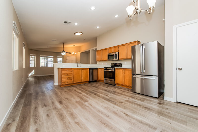 2,360/Mo, 4929 Whispering Spring Ave Las Vegas, NV 89131 Kitchen View