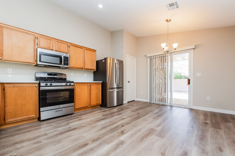 2,360/Mo, 4929 Whispering Spring Ave Las Vegas, NV 89131 Kitchen View 2