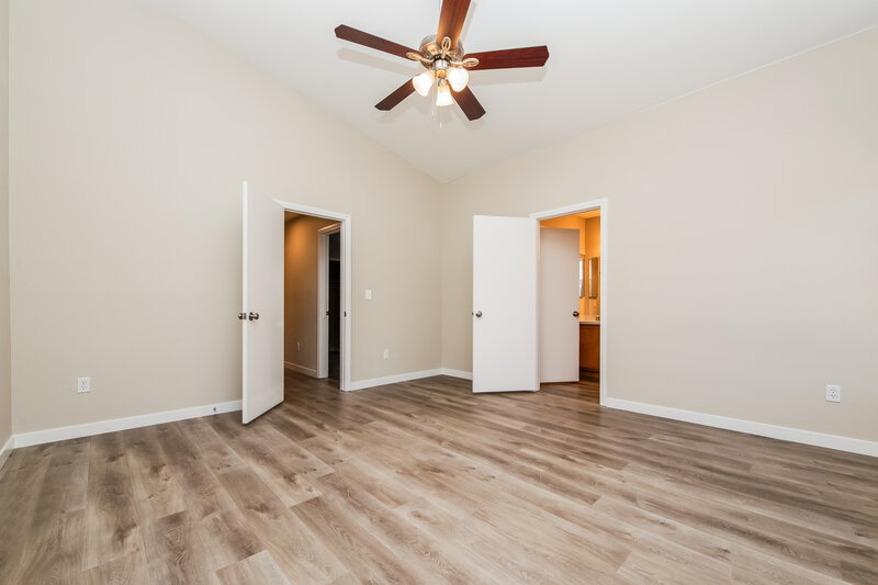 2,360/Mo, 4929 Whispering Spring Ave Las Vegas, NV 89131 Main Bedroom View 2