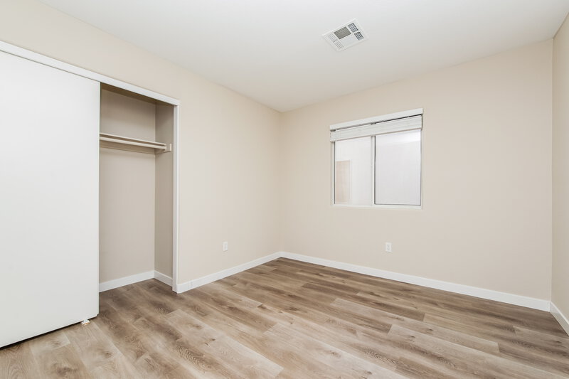 2,360/Mo, 4929 Whispering Spring Ave Las Vegas, NV 89131 Bedroom View 2