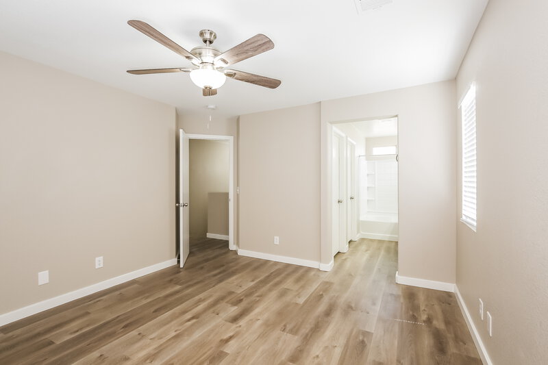 1,725/Mo, 2519 Lord Orville Ct North Las Vegas, NV 89031 Main Bedroom View 2