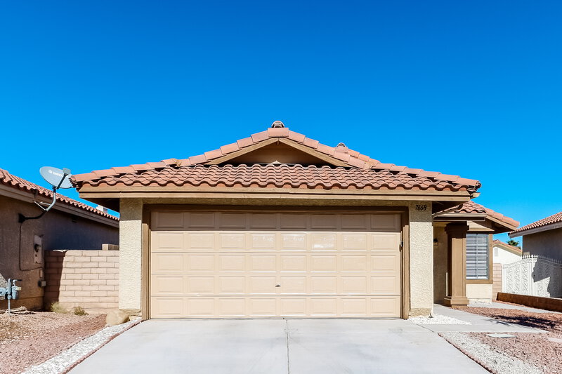 1,895/Mo, 7668 Kalmalii Ave Las Vegas, NV 89147 External View