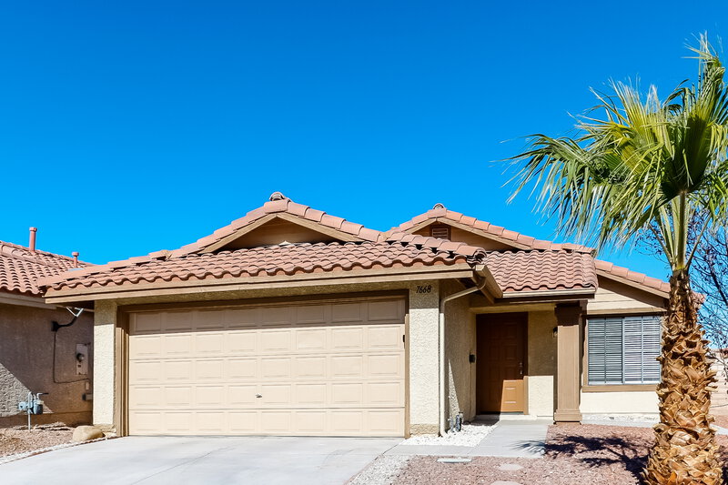 1,895/Mo, 7668 Kalmalii Ave Las Vegas, NV 89147 Front View
