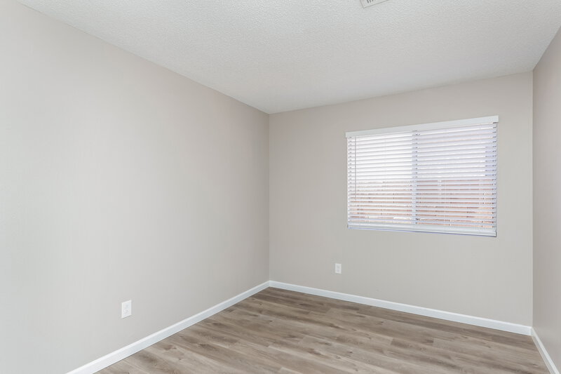 1,895/Mo, 7668 Kalmalii Ave Las Vegas, NV 89147 Bedroom View