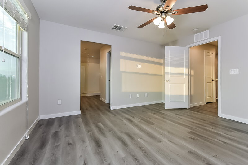 2,330/Mo, 7506 Whitman Colonial St Las Vegas, NV 89166 Main Bedroom View 2