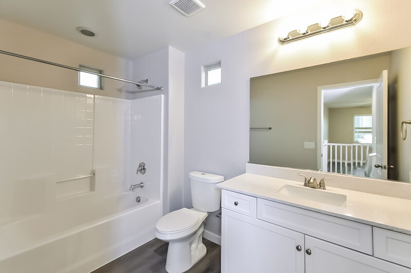 2,330/Mo, 7506 Whitman Colonial St Las Vegas, NV 89166 Bathroom View