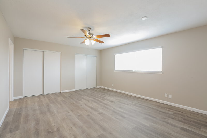 2,285/Mo, 8116 Eginton Ave Las Vegas, NV 89145 Main Bedroom View 2