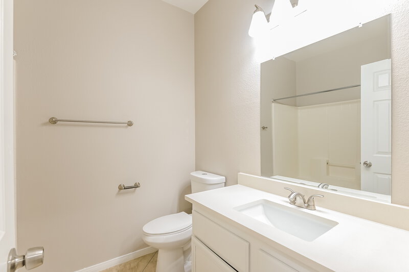 3,210/Mo, 9184 Cazador St Las Vegas, NV 89123 Bathroom View