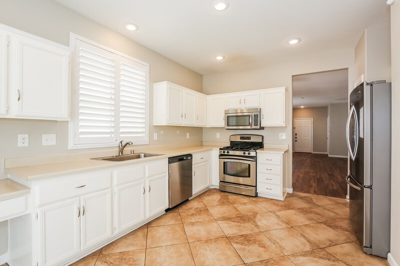 2,030/Mo, 8508 Last Point Ave Las Vegas, NV 89129 Kitchen View 2