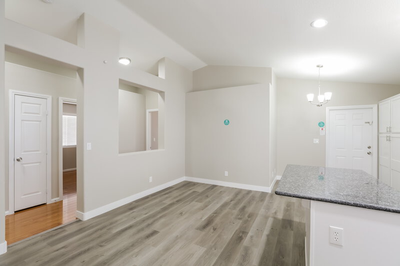 1,940/Mo, 4220 Quilting Bear St Las Vegas, NV 89147 Dining Room View