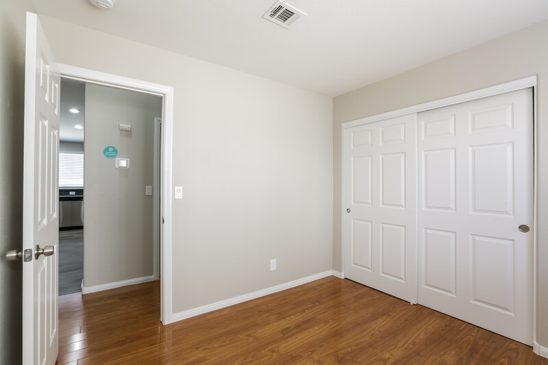 1,940/Mo, 4220 Quilting Bear St Las Vegas, NV 89147 Bedroom View 2