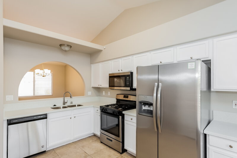 2,095/Mo, 245 Leaf Bud Ct Henderson, NV 89074 Kitchen View 2