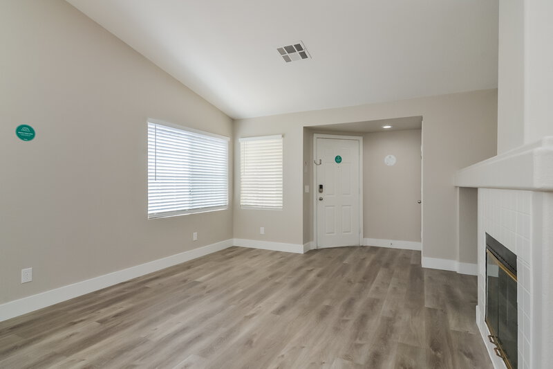 1,895/Mo, 2170 Raspberry Hill Rd Las Vegas, NV 89142 Living Room View