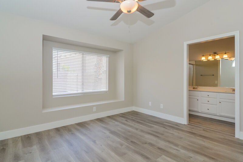 1,895/Mo, 2170 Raspberry Hill Rd Las Vegas, NV 89142 Main Bedroom View