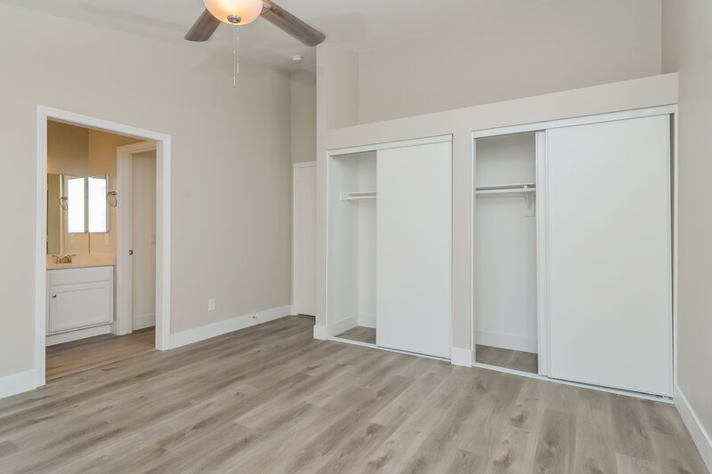 1,895/Mo, 2170 Raspberry Hill Rd Las Vegas, NV 89142 Main Bedroom View 2