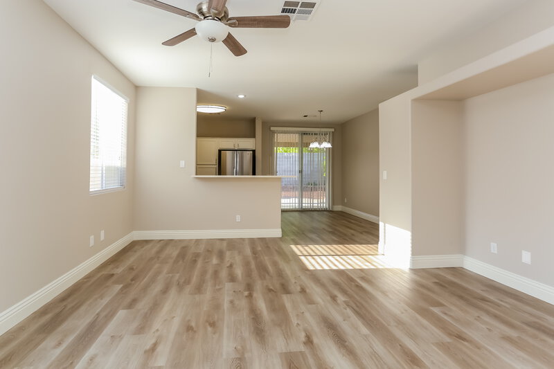 2,075/Mo, 8837 Medicine Wheel Ave Las Vegas, NV 89143 Living Room View
