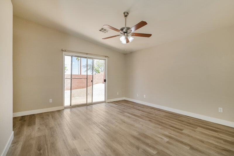 2,210/Mo, 456 Palegold St Henderson, NV 89012 Main Bedroom View