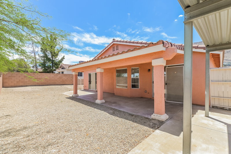 2,210/Mo, 456 Palegold St Henderson, NV 89012 Rear View
