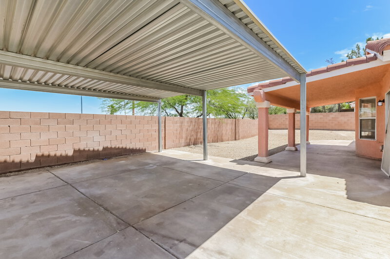 2,210/Mo, 456 Palegold St Henderson, NV 89012 Backyard View