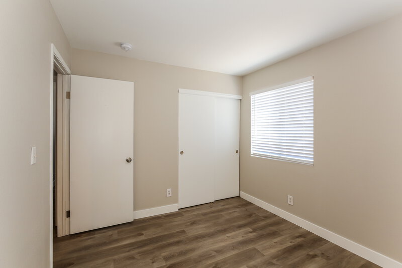 1,980/Mo, 5435 Coleman St North Las Vegas, NV 89031 Bedroom View