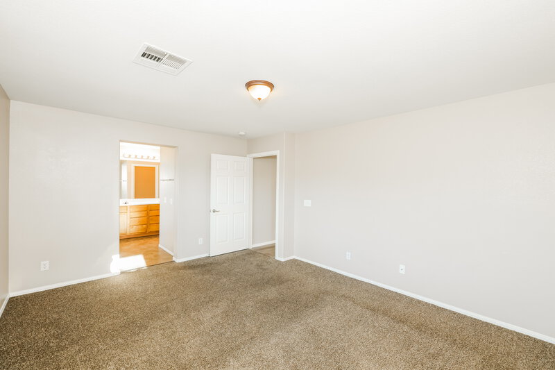2,250/Mo, 9081 Sheffield Garden Ave Las Vegas, NV 89148 Main Bedroom View 2
