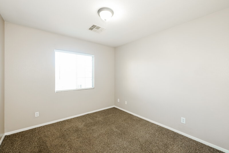 2,250/Mo, 9081 Sheffield Garden Ave Las Vegas, NV 89148 Bedroom View 2
