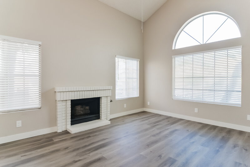3,130/Mo, 763 Butternut Ct Henderson, NV 89014 Living Room View 2