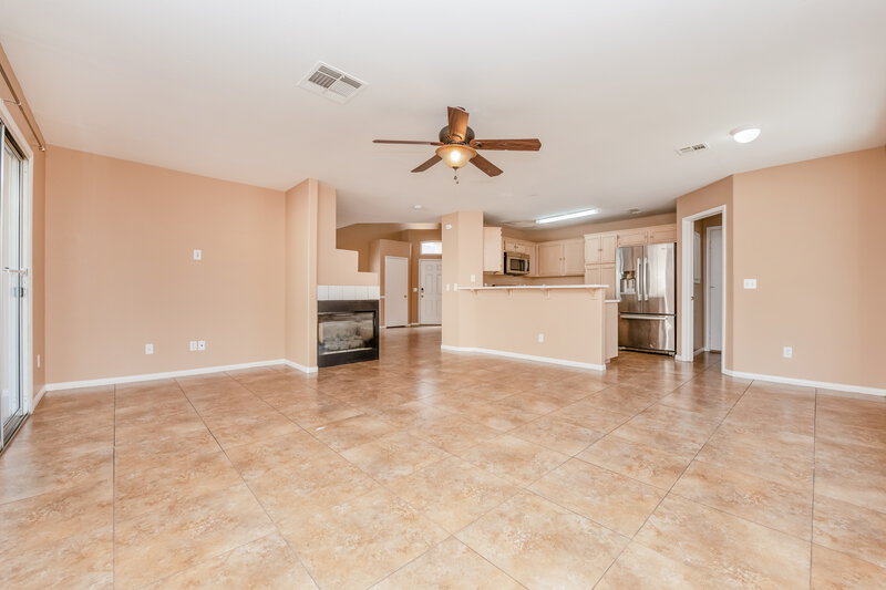 2,300/Mo, 7537 Flat Rock St Las Vegas, NV 89131 Family Room View 2