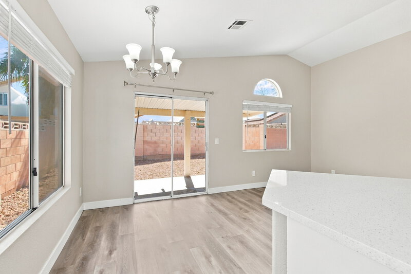 2,215/Mo, 7017 Desert Clover Ct Las Vegas, NV 89129 Dining Room View