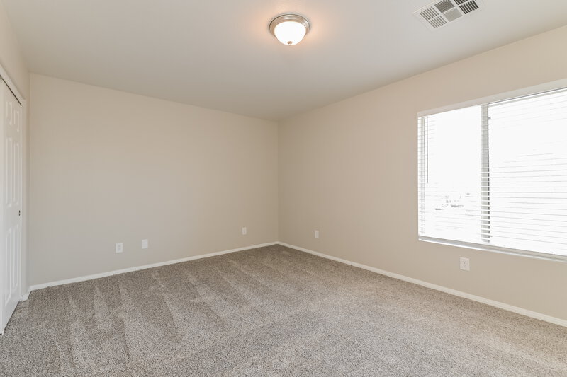 2,040/Mo, 6416 Pronghorn Ridge Ave Las Vegas, NV 89122 Bedroom View 2