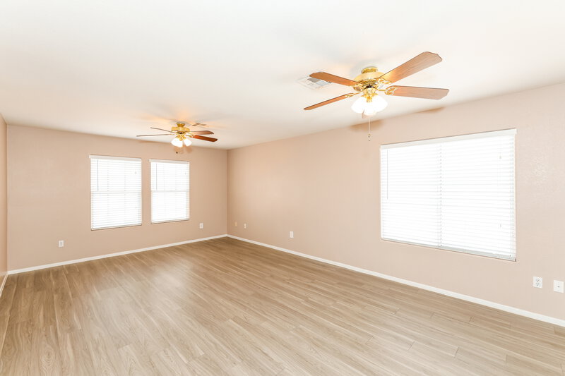 0/Mo, 1096 Pincay Dr Henderson, NV 89015 Living Room View 2
