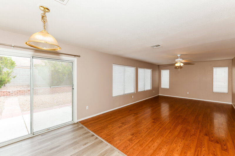 0/Mo, 1096 Pincay Dr Henderson, NV 89015 Dining Room View