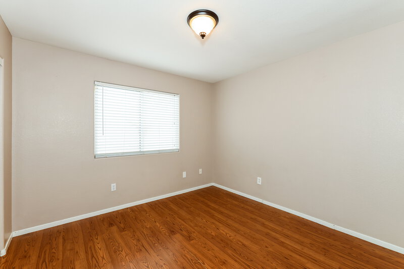 0/Mo, 1096 Pincay Dr Henderson, NV 89015 Bedroom View 3