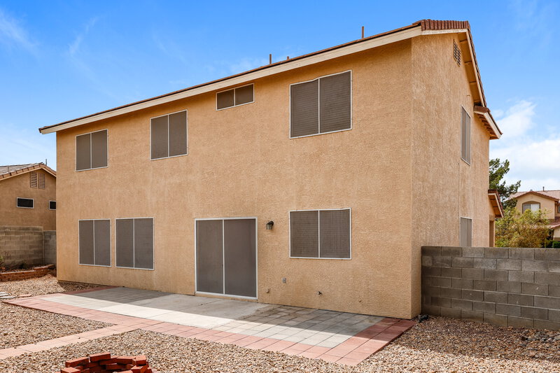 0/Mo, 1096 Pincay Dr Henderson, NV 89015 Rear View