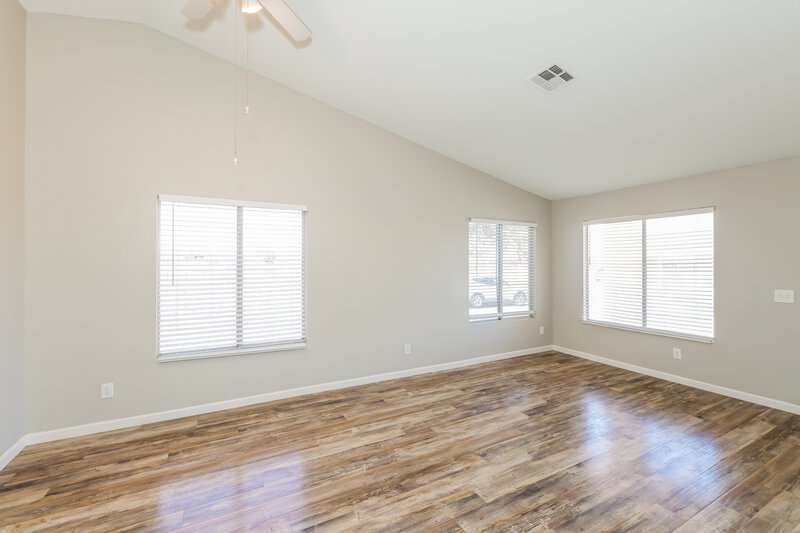 1,970/Mo, 420 Pumpkin Way Henderson, NV 89015 Living Room View 3