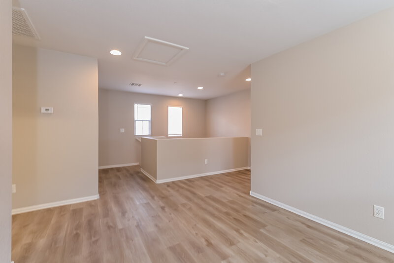 1,970/Mo, 892 Harbor Ave Henderson, NV 89002 Loft View