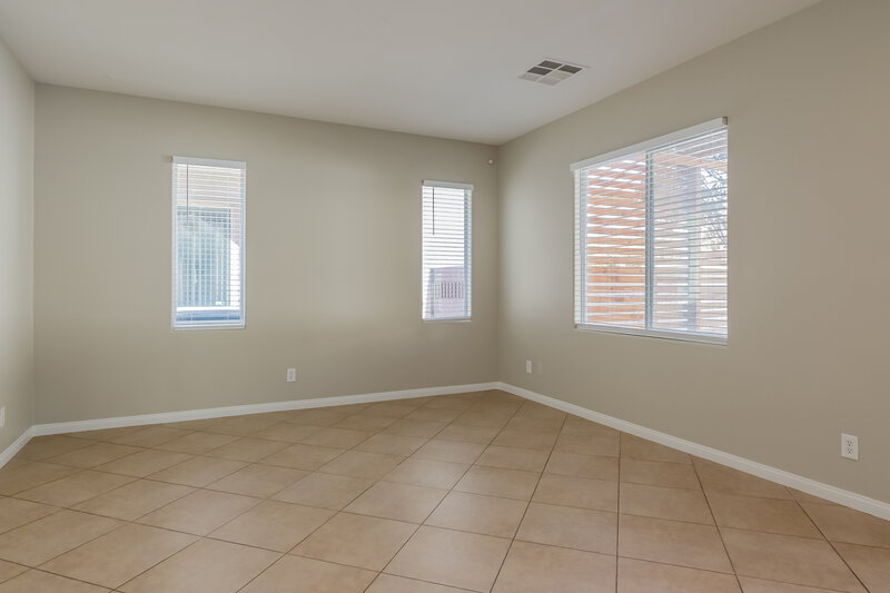 2,505/Mo, 4420 E Azure Ave Las Vegas, NV 89115 Living Room View