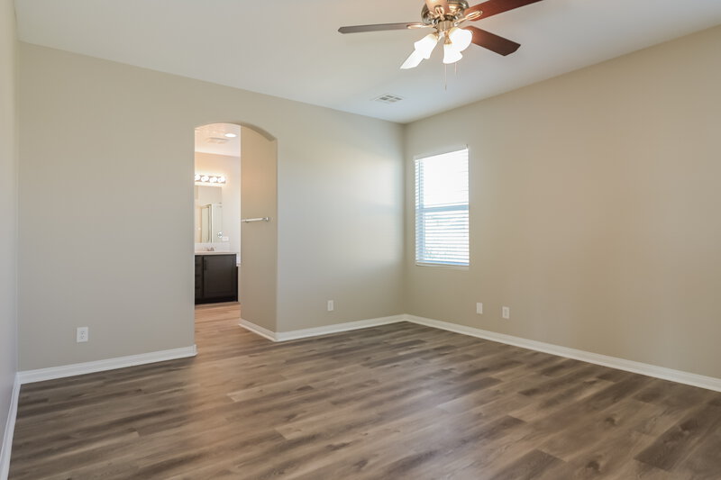 2,505/Mo, 4420 E Azure Ave Las Vegas, NV 89115 Main Bedroom View