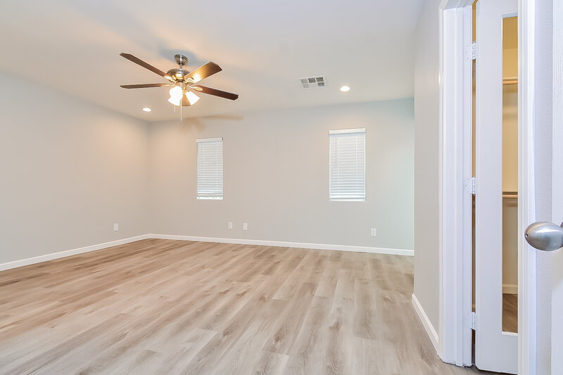 3,590/Mo, 10569 Hamdem Ave Las Vegas, NV 89129 Main Bedroom View