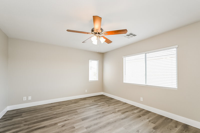2,285/Mo, 9047 Wine Cellar Ave Las Vegas, NV 89148 Main Bedroom View