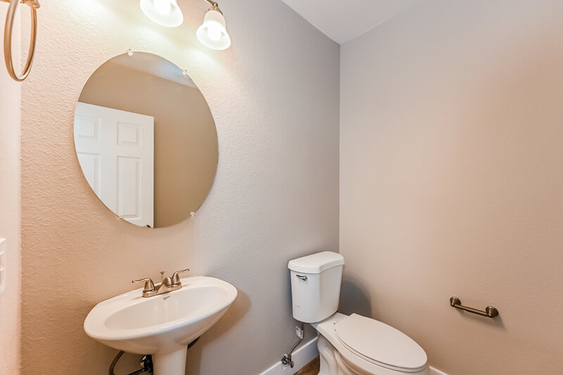 2,285/Mo, 9047 Wine Cellar Ave Las Vegas, NV 89148 Bathroom View