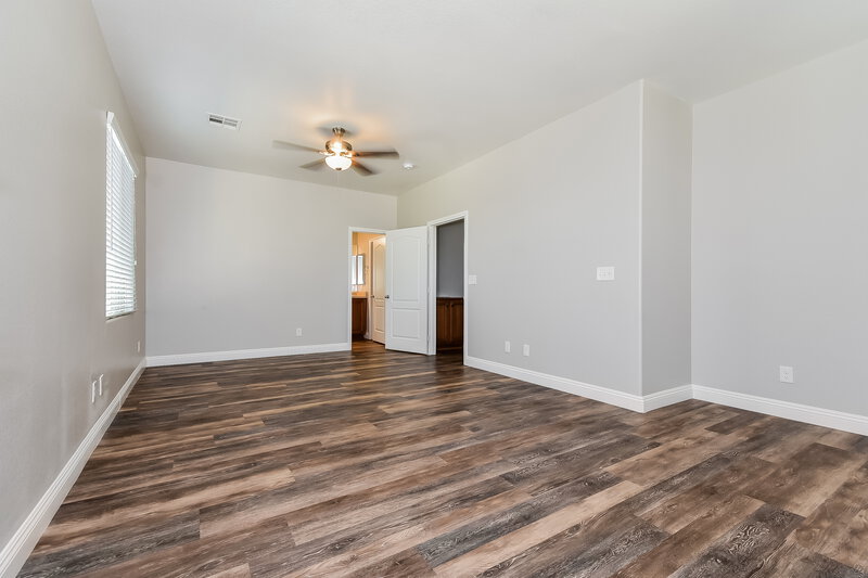 1,780/Mo, 8276 Begonia Blush Dr Las Vegas, NV 89166 Main Bedroom View