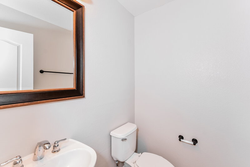 1,780/Mo, 8276 Begonia Blush Dr Las Vegas, NV 89166 Bathroom View