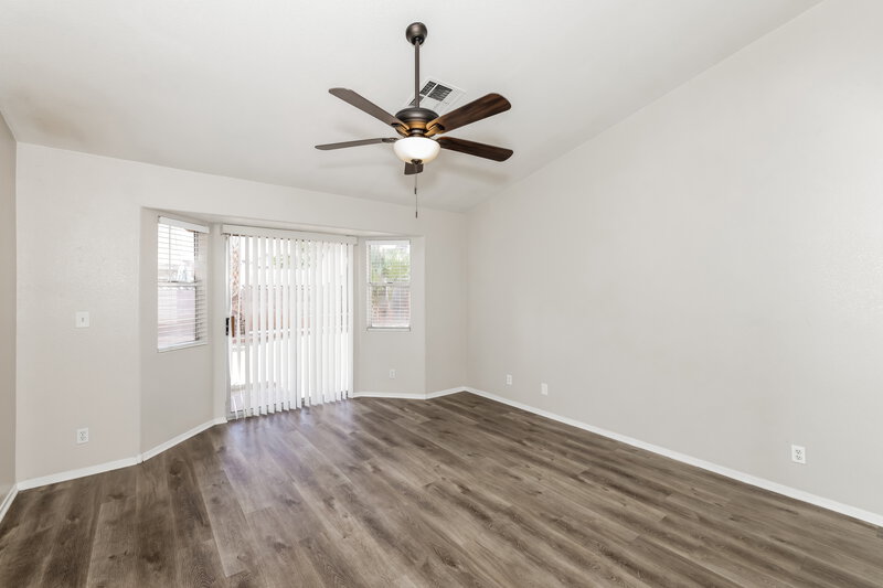 2,225/Mo, 5775 Canyon Oak Cir Las Vegas, NV 89142 Main Bedroom View