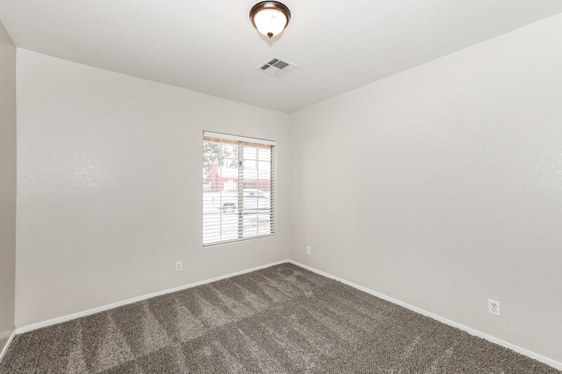 2,225/Mo, 5775 Canyon Oak Cir Las Vegas, NV 89142 Bedroom View