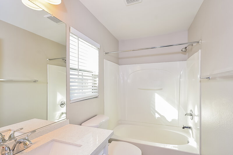 2,445/Mo, 2404 Cockatiel Dr North Las Vegas, NV 89084 Bathroom View