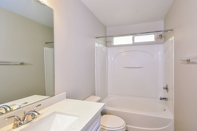 2,445/Mo, 2404 Cockatiel Dr North Las Vegas, NV 89084 Bathroom View 2