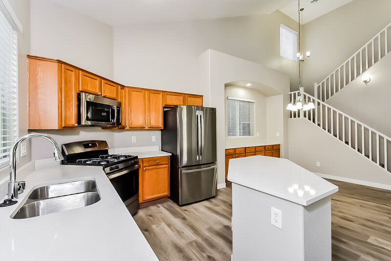 2,265/Mo, 9556 Cabot Falls Ave Las Vegas, NV 89149 Kitchen View 3