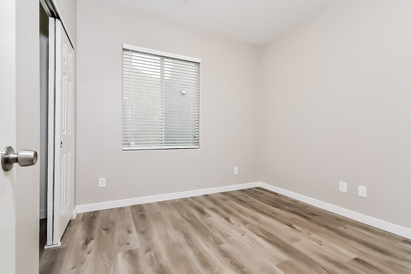 2,265/Mo, 9556 Cabot Falls Ave Las Vegas, NV 89149 Bedroom View 3
